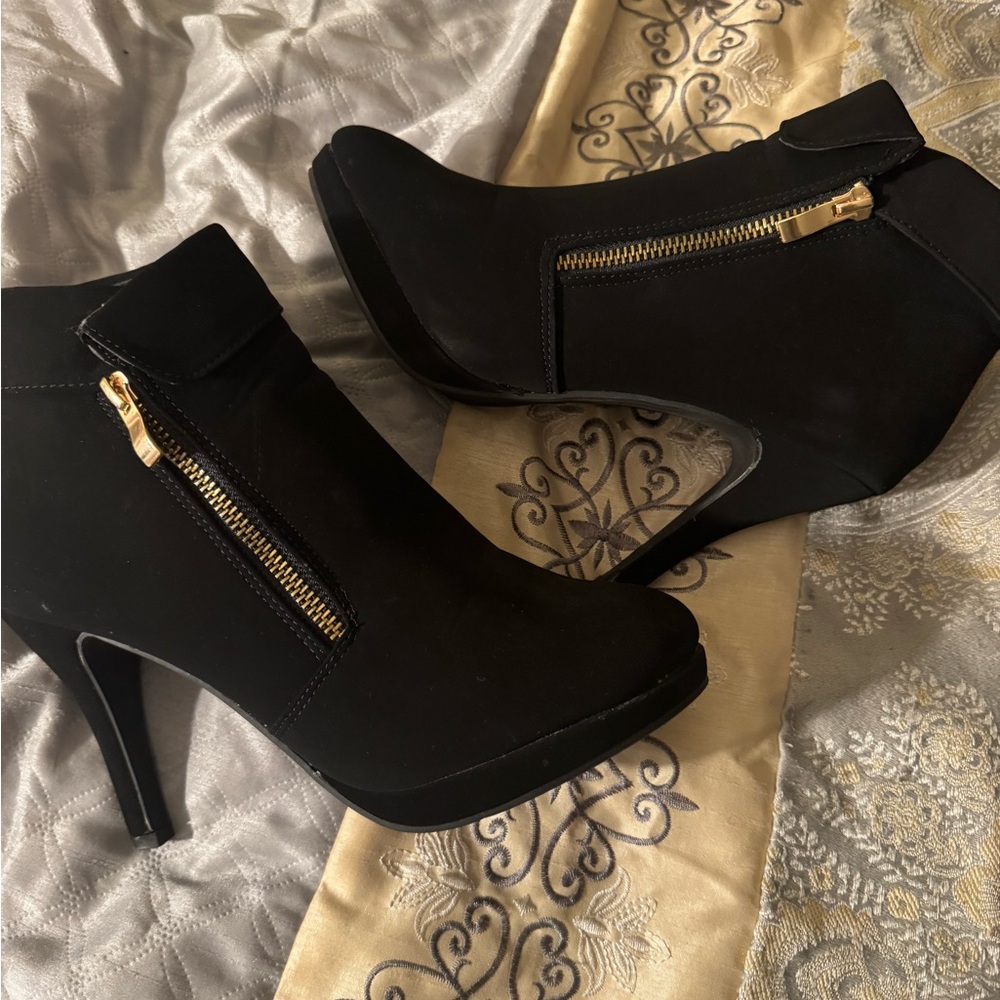 Top Moda Black Suede Ankle Booties with Gold Zipper Detail